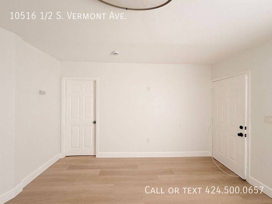 Apartment for rent at 10516 1 2 S Vermont Ave, Los Angeles, CA 90044
