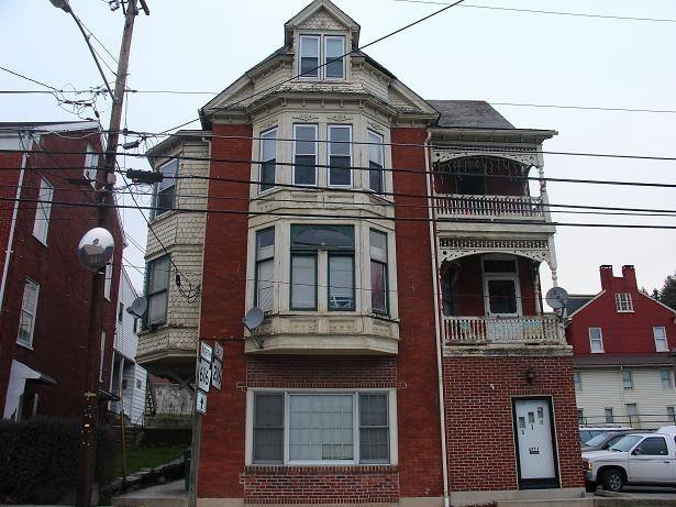 Apartment for rent at 115 Main St #1, Glen Rock, PA 17327