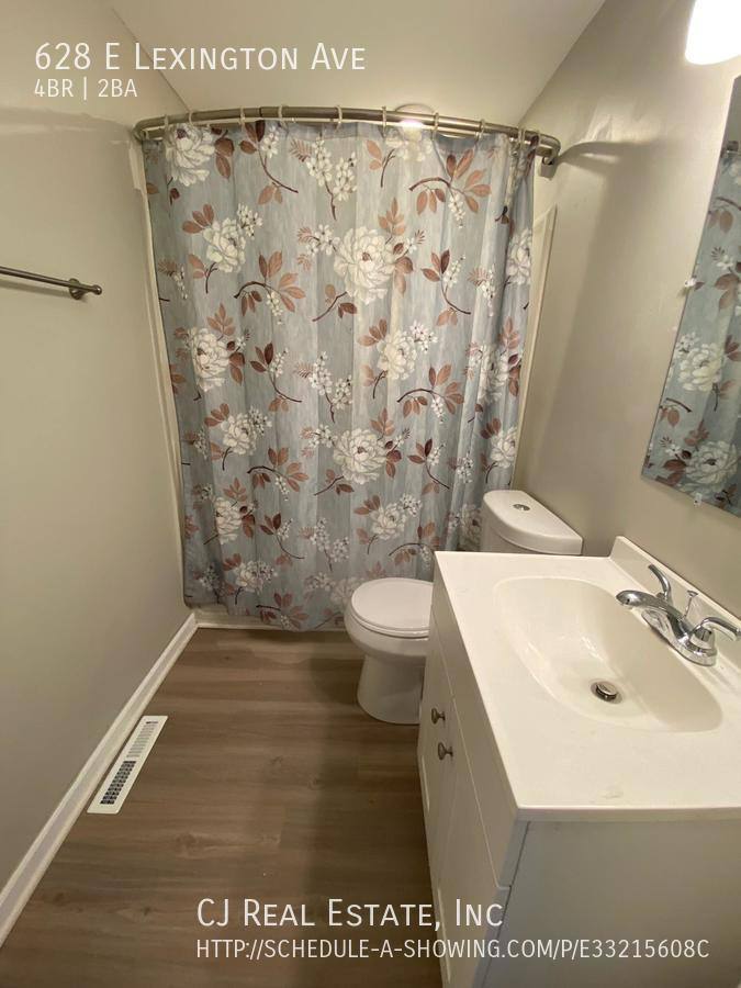 House for rent at 628 E Lexington Ave, Independence, MO 64050
