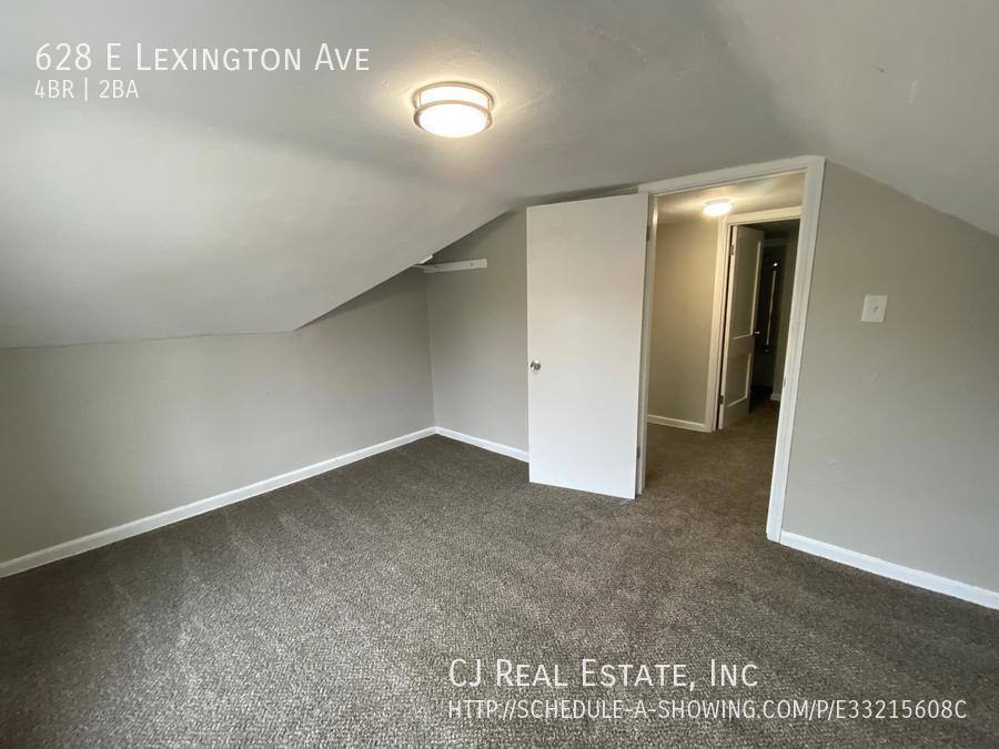 House for rent at 628 E Lexington Ave, Independence, MO 64050
