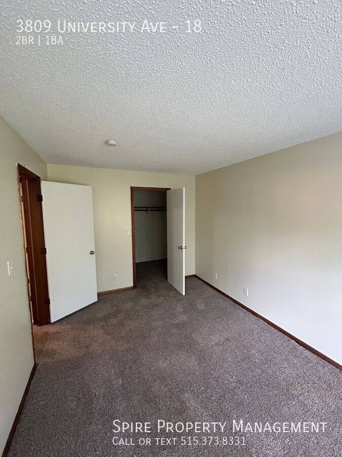 Apartment for rent at 3809 University Ave #18, Des Moines, IA 50311