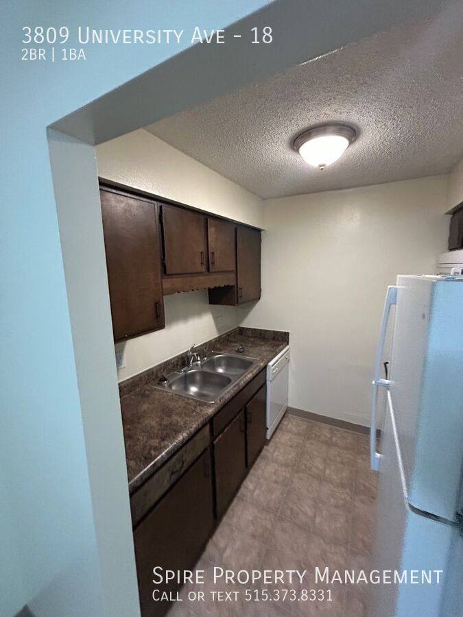Apartment for rent at 3809 University Ave #18, Des Moines, IA 50311