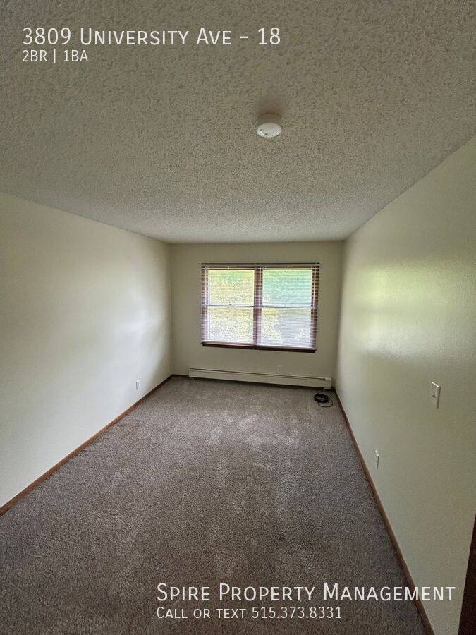 Apartment for rent at 3809 University Ave #18, Des Moines, IA 50311
