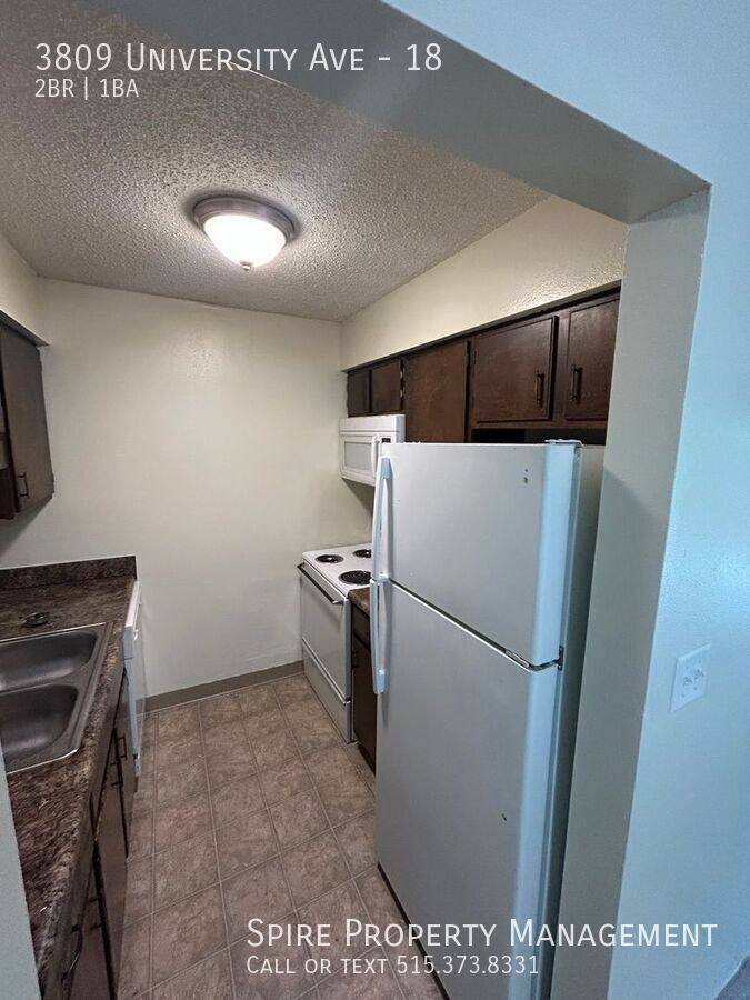 Apartment for rent at 3809 University Ave #18, Des Moines, IA 50311