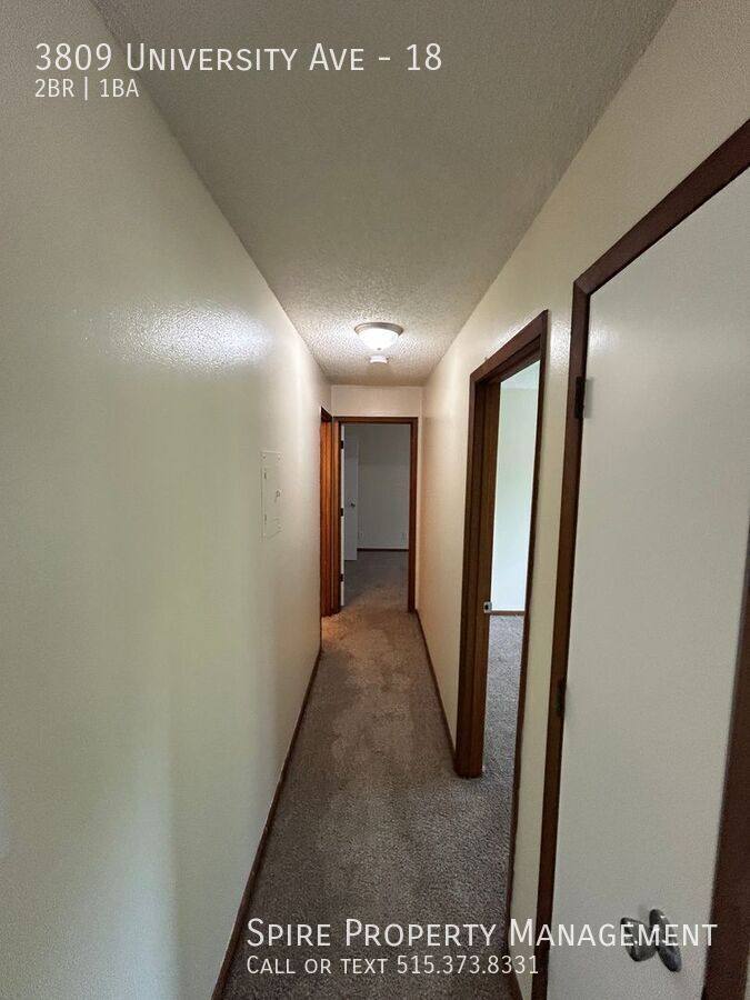 Apartment for rent at 3809 University Ave #18, Des Moines, IA 50311