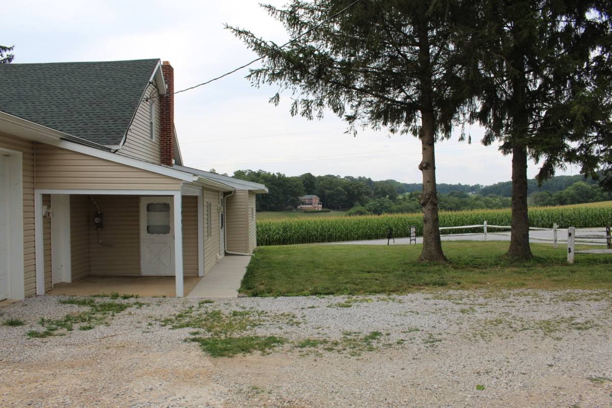 House for rent at 1903 Sieling Farm Rd, New Freedom, PA 17349