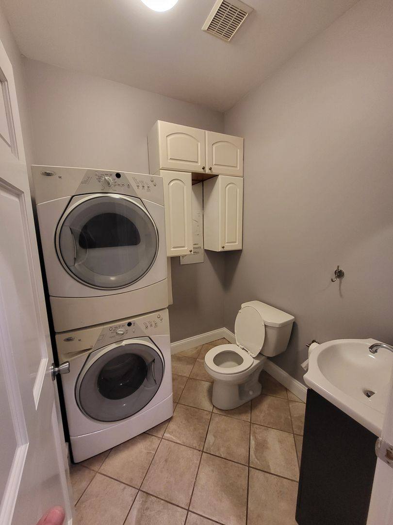Apartment for rent at 156 Locust St, Columbia, PA 17512