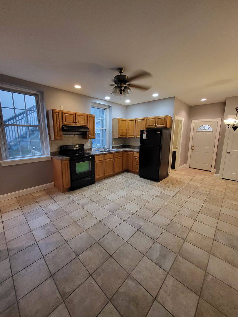 Apartment for rent at 156 Locust St, Columbia, PA 17512