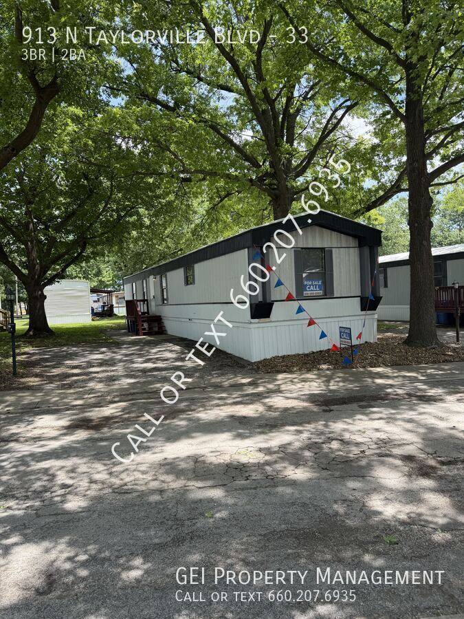 House for rent at 913 N Taylorville Blvd #33, Taylorville, IL 62568
