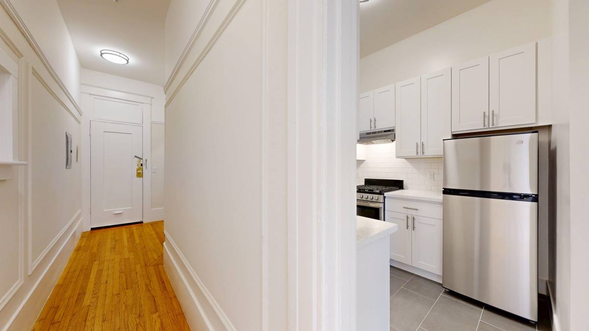 Apartment for rent at 1560 Sacramento St #211, San Francisco, CA 94109