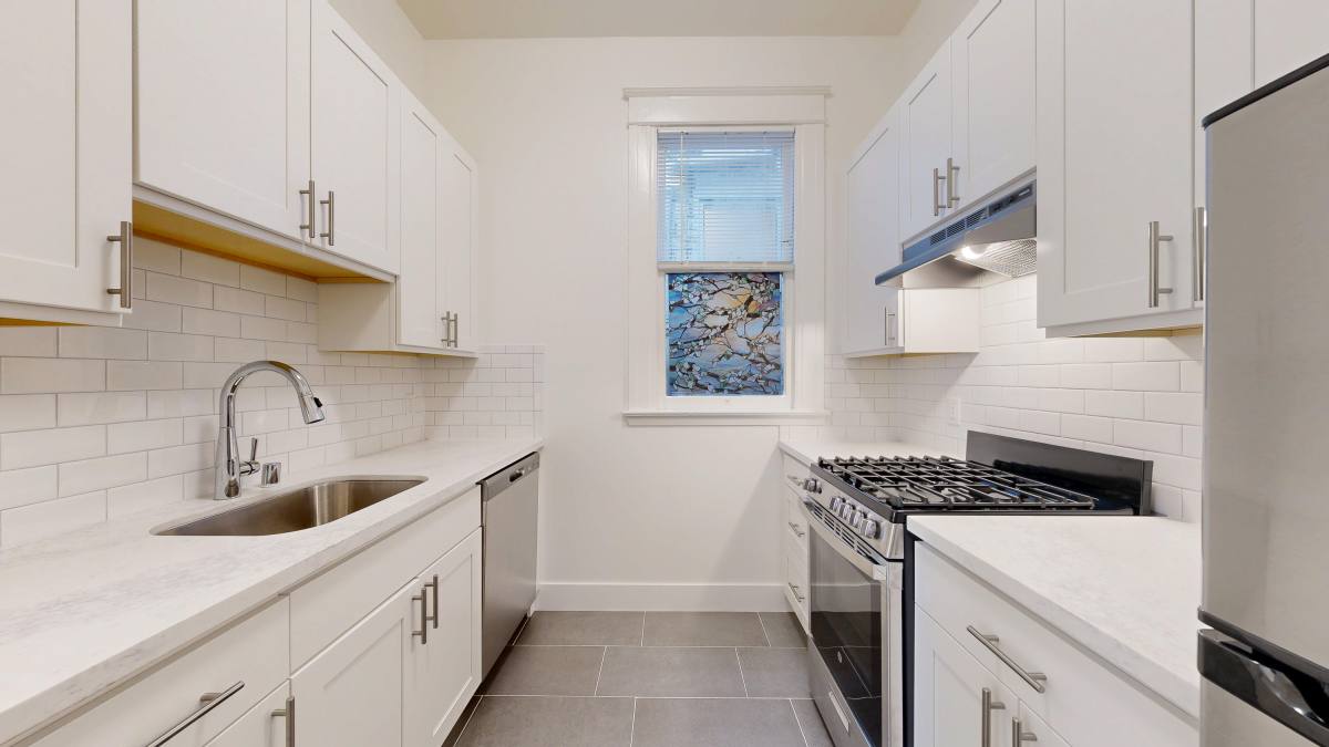 Apartment for rent at 1560 Sacramento St #211, San Francisco, CA 94109