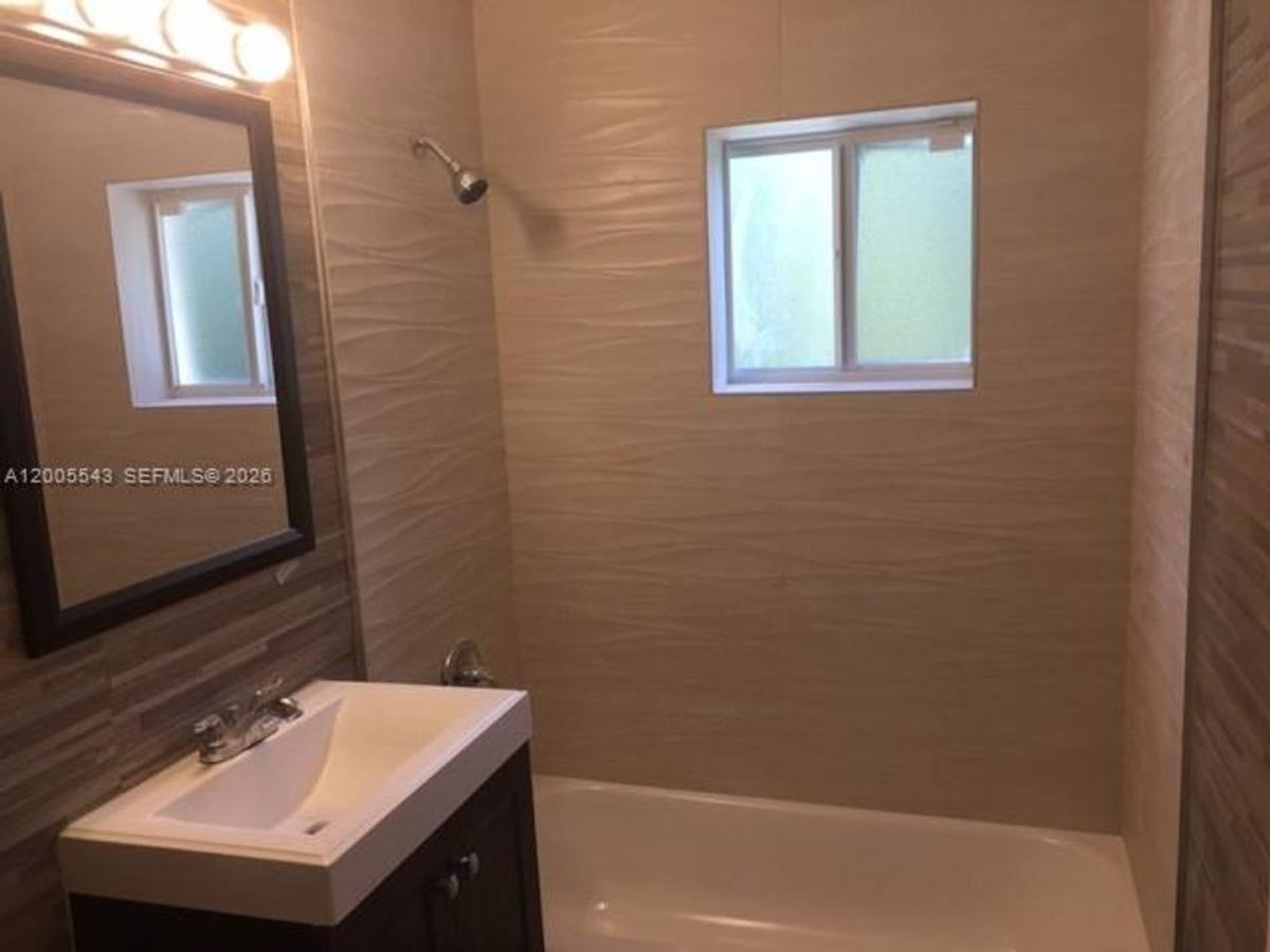 House for rent at 805 NE 138th St, Miami, FL 33161