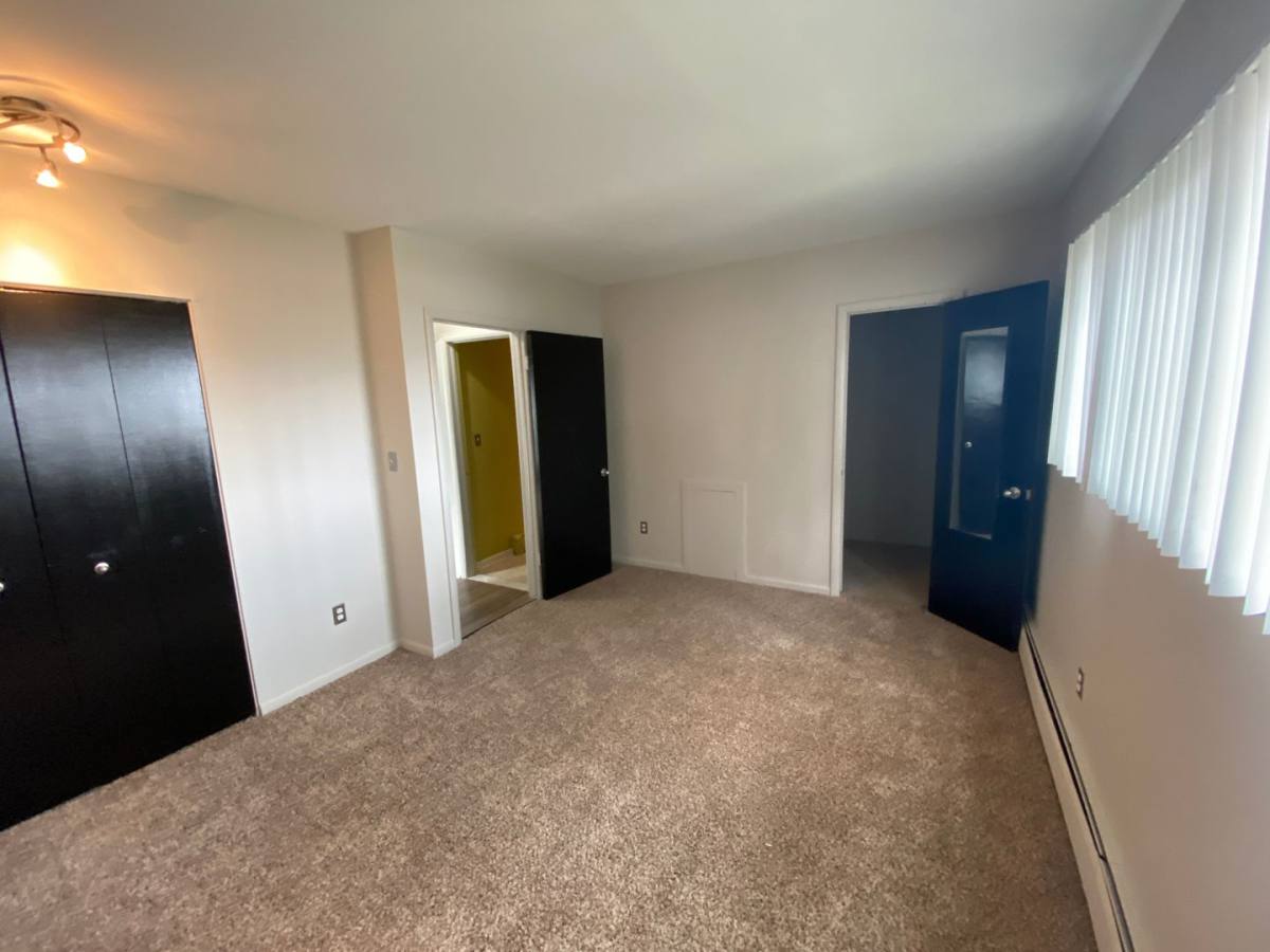 Apartment for rent at 249 S Crooks, Clawson, MI 48017