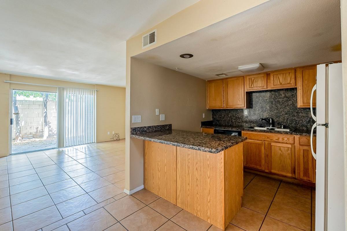 Townhouse for rent at 1801 W Tuckey Lane, Phoenix, AZ 85015
