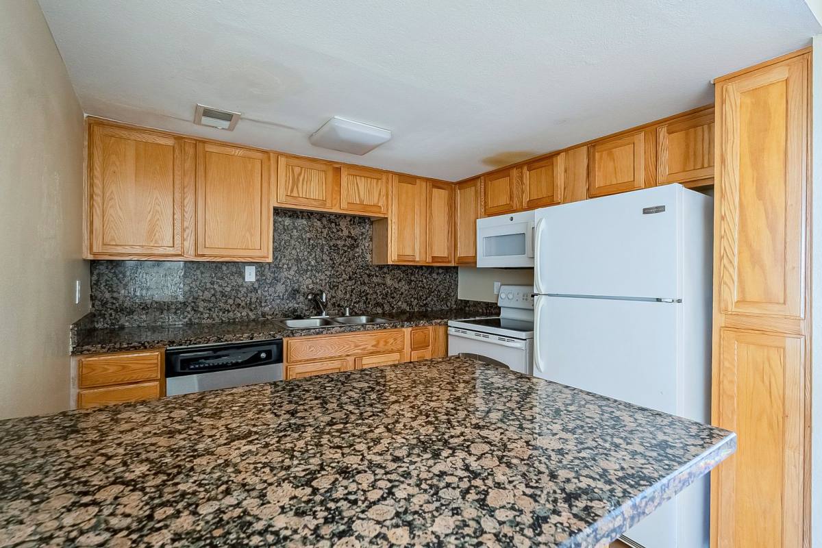 Townhouse for rent at 1801 W Tuckey Lane, Phoenix, AZ 85015
