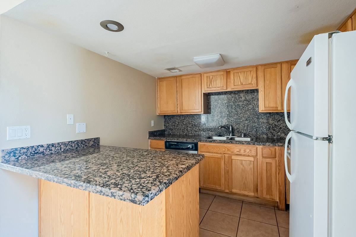 Townhouse for rent at 1801 W Tuckey Lane, Phoenix, AZ 85015