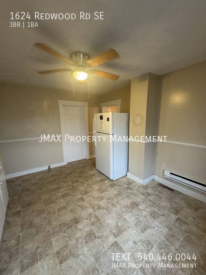 House for rent at 1624 Redwood Rd SE, Roanoke, VA 24014