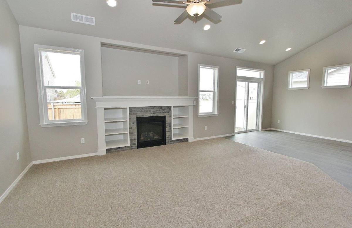 House for rent at 33 N Mingus Ave, Nampa, ID 83651