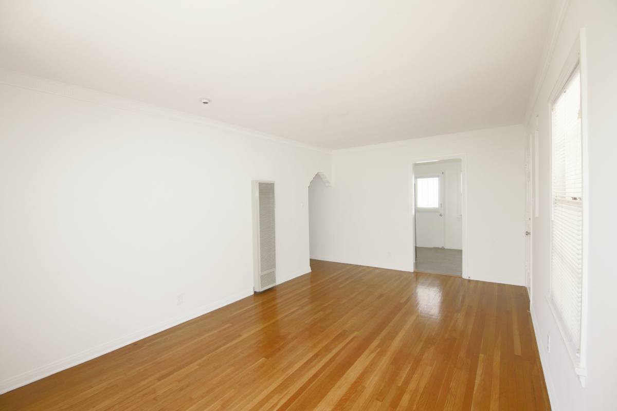 Apartment for rent at 1123-1127 Larrabee St, West Hollywood, CA 90069