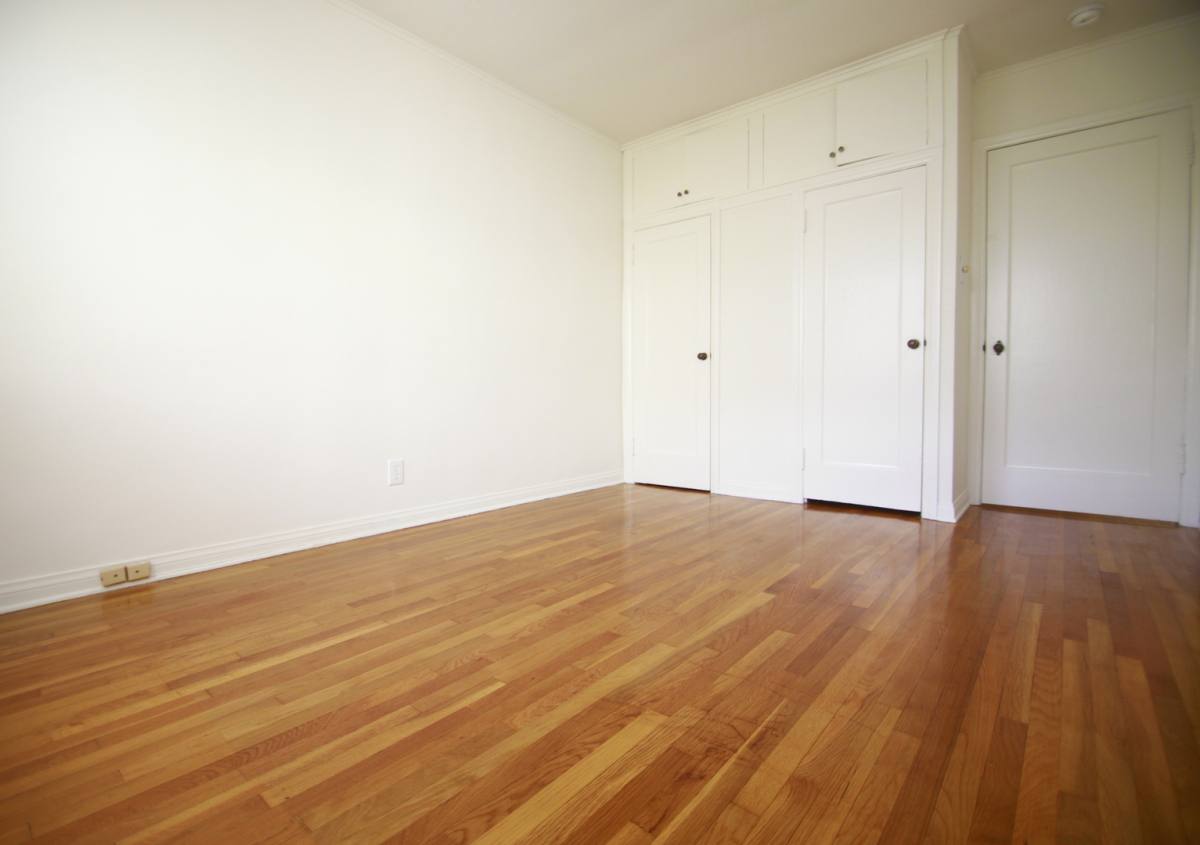 Apartment for rent at 1123-1127 Larrabee St, West Hollywood, CA 90069