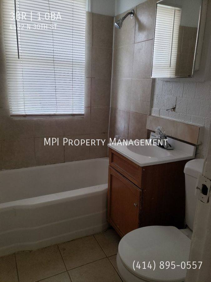 House for rent at 4422 N 30th St, Milwaukee, WI 53209