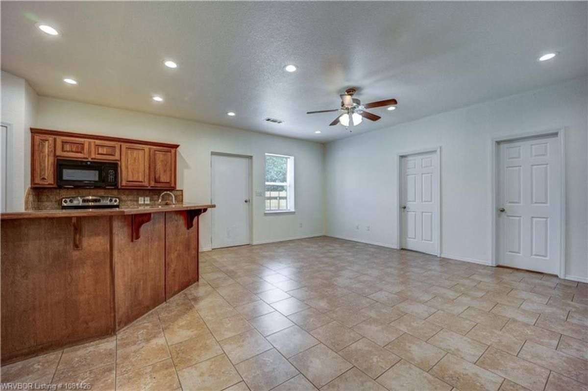 Apartment for rent at 1324 Sandstone Dr, Van Buren, AR 72956