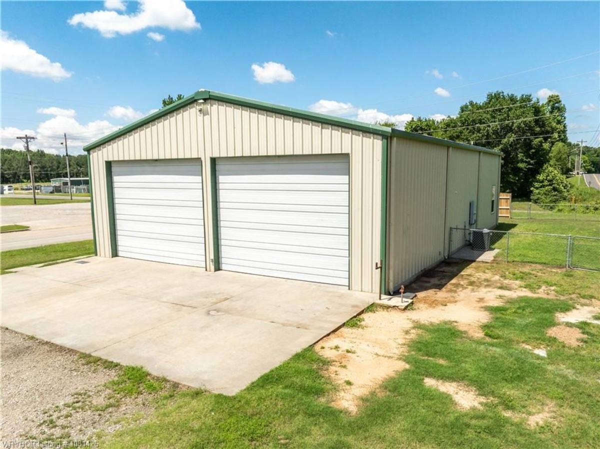 Apartment for rent at 1324 Sandstone Dr, Van Buren, AR 72956