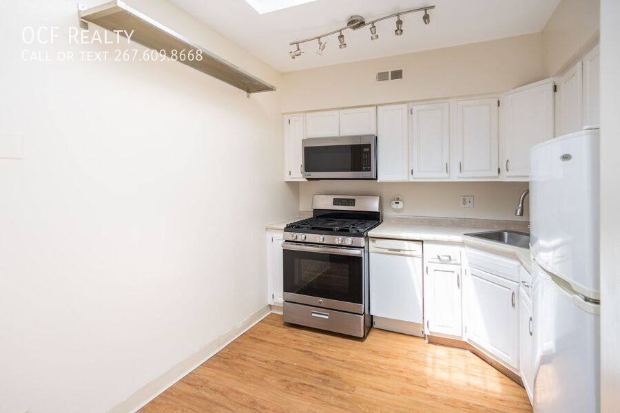 Apartment for rent at 1118 S St #A, Philadelphia, PA 19147