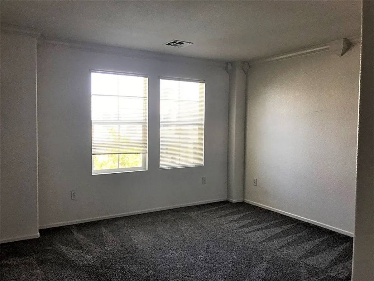 Townhouse for rent at 2703 White Pine Court, Chula Vista, CA 91915