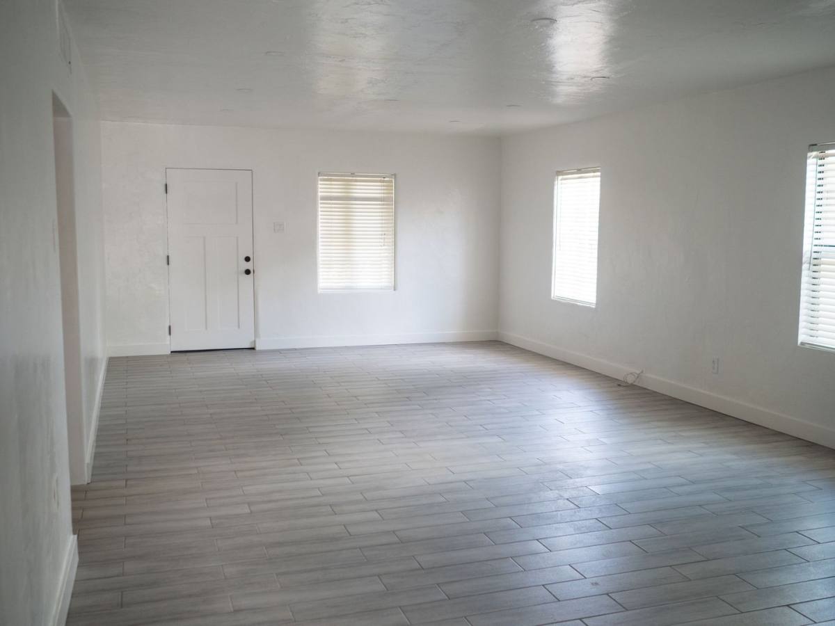 Apartment for rent at 1009 S Roosevelt St, Tempe, AZ 85281
