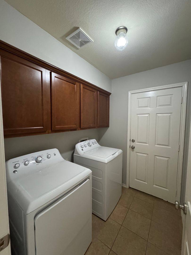 House for rent at 6725 Cold Water, Woodway, TX 76712