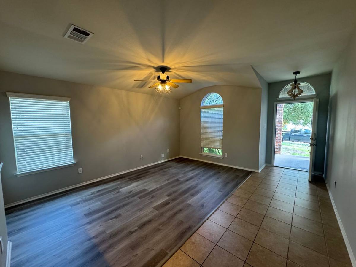 House for rent at 6725 Cold Water, Woodway, TX 76712