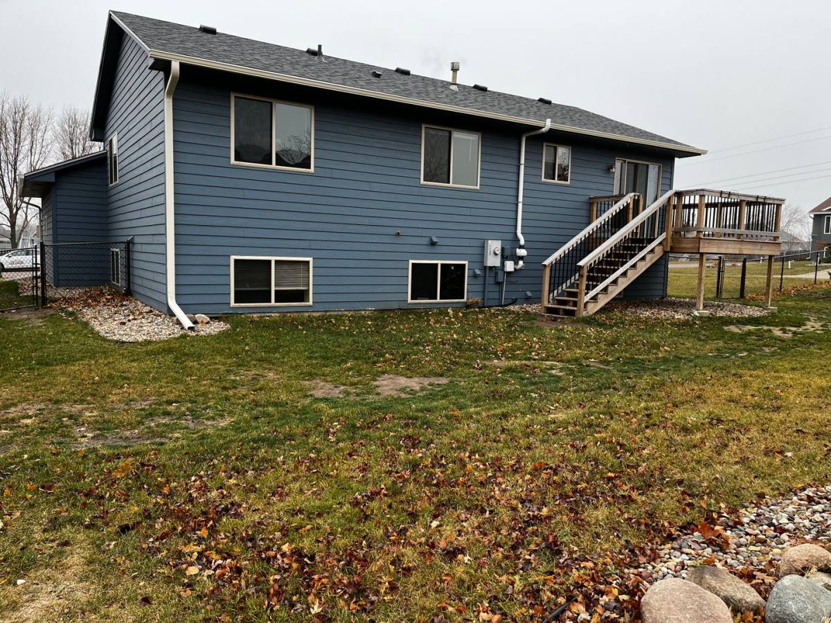 House for rent at 7112 W 53rd St, Sioux Falls, SD 57106