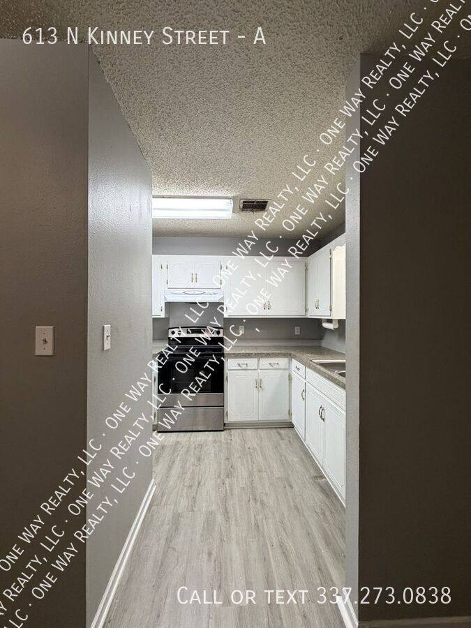Apartment for rent at 613 N Kinney St #A, Iowa, LA 70647