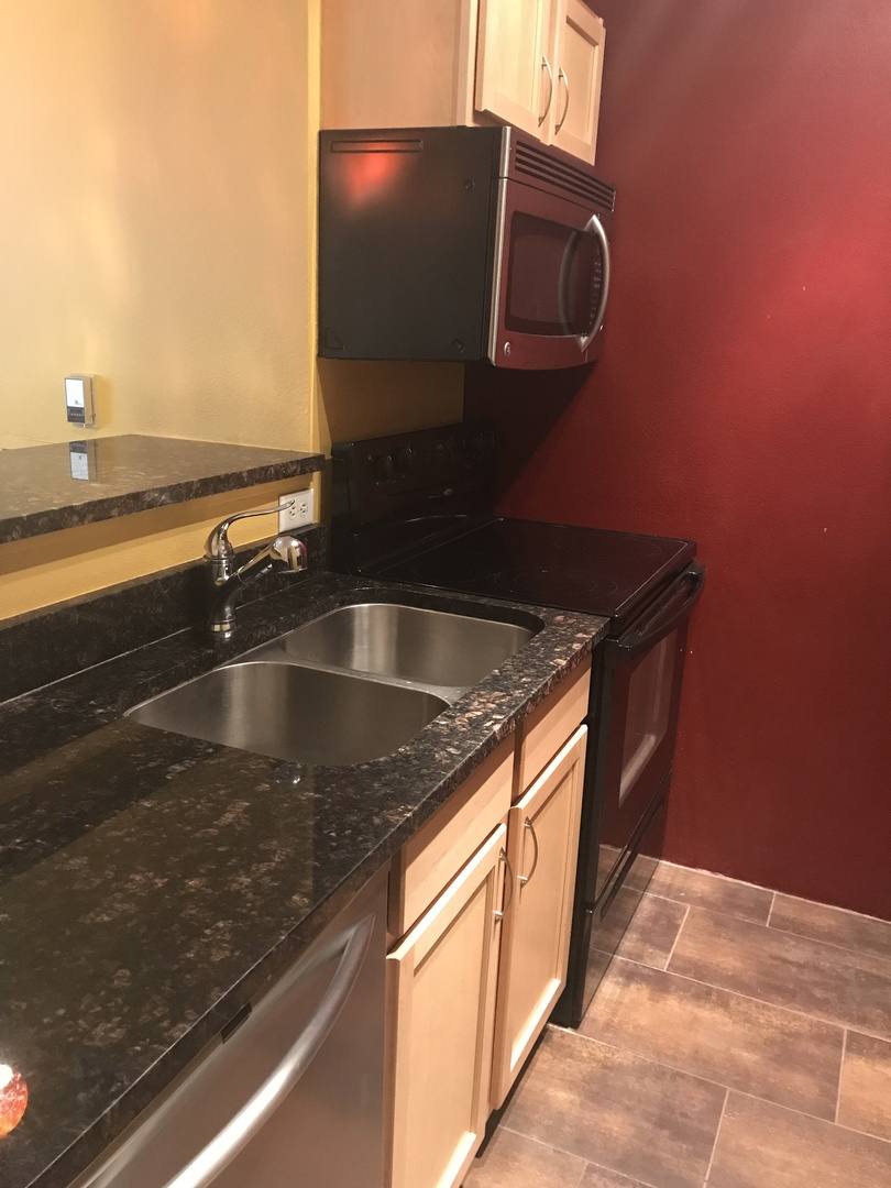 Apartment for rent at 444 17th St, Denver, CO 80202