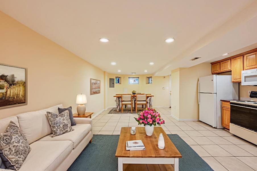House for rent at 3415 Brown St NW Eb, Washington, DC 20010