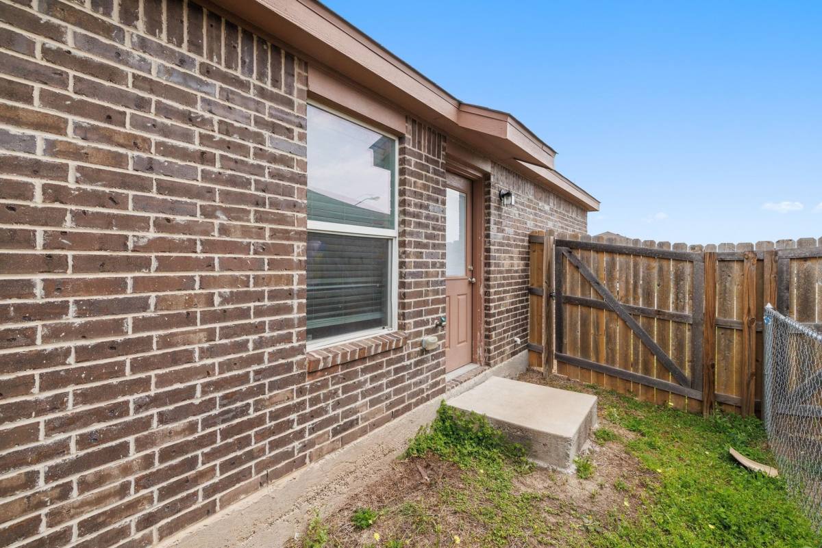 Apartment for rent at 903 Lasso Dr, Killeen, TX 76543