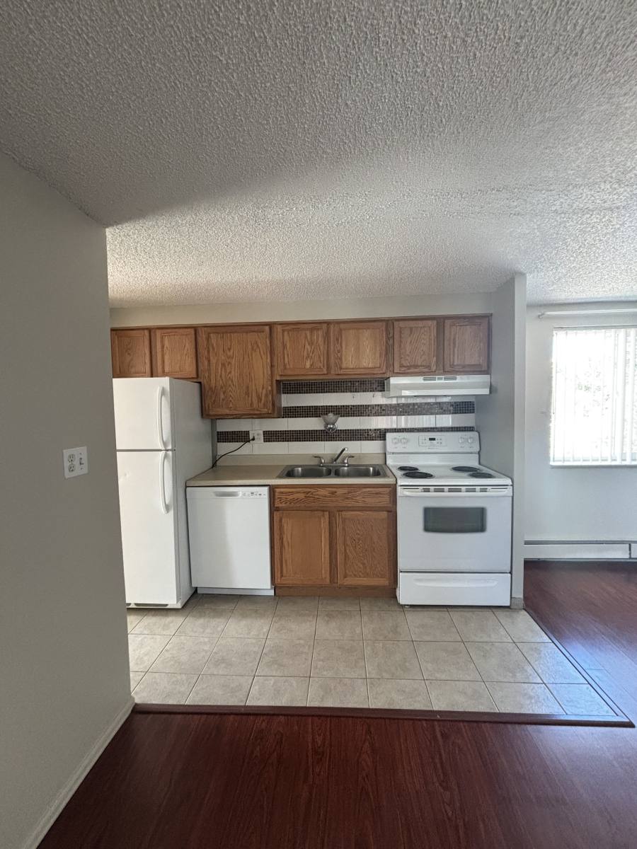 Apartment for rent at 3655 S Pennsylvania St #301, Englewood, CO 80113