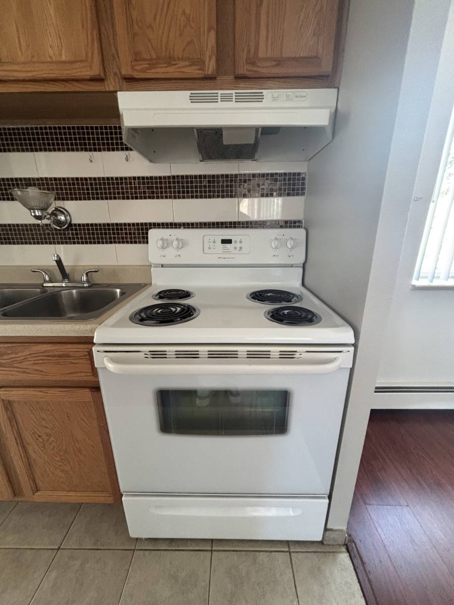Apartment for rent at 3655 S Pennsylvania St #301, Englewood, CO 80113