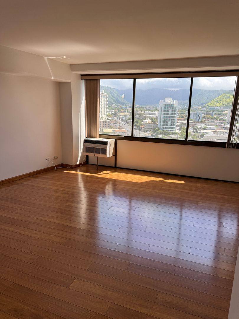 House for rent at 2333 Kapiolani Blvd, Honolulu, HI 96826