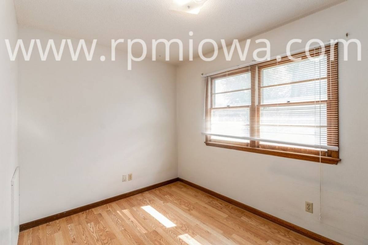 Apartment for rent at 209 Todd Circle, Ames, IA 50014