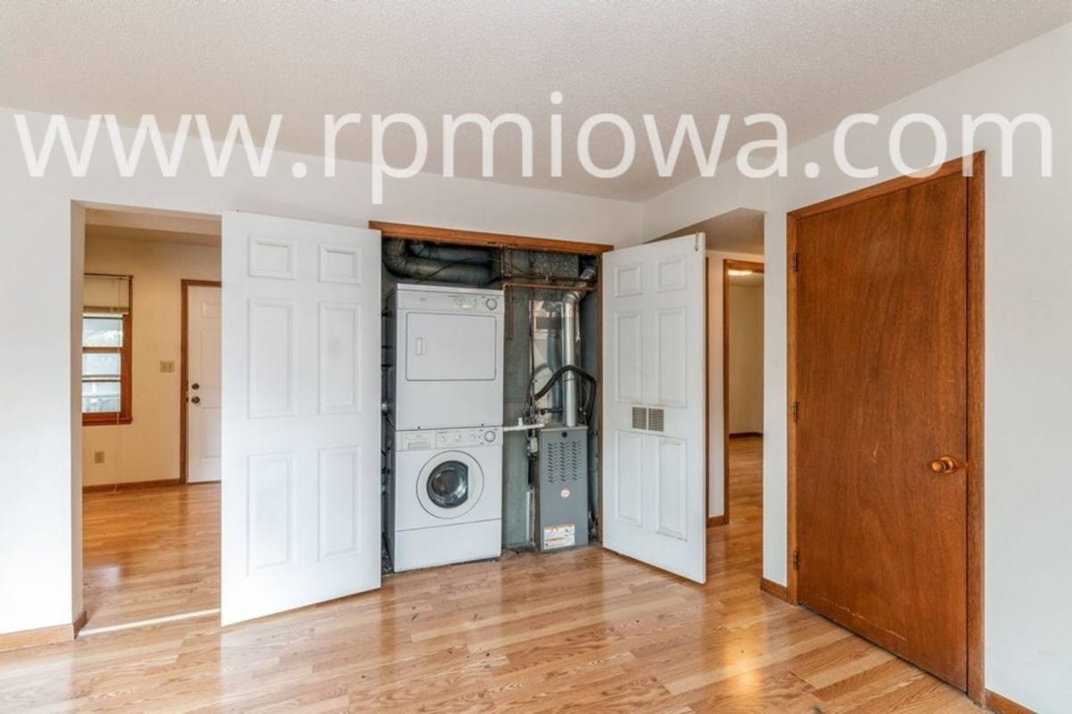Apartment for rent at 209 Todd Circle, Ames, IA 50014