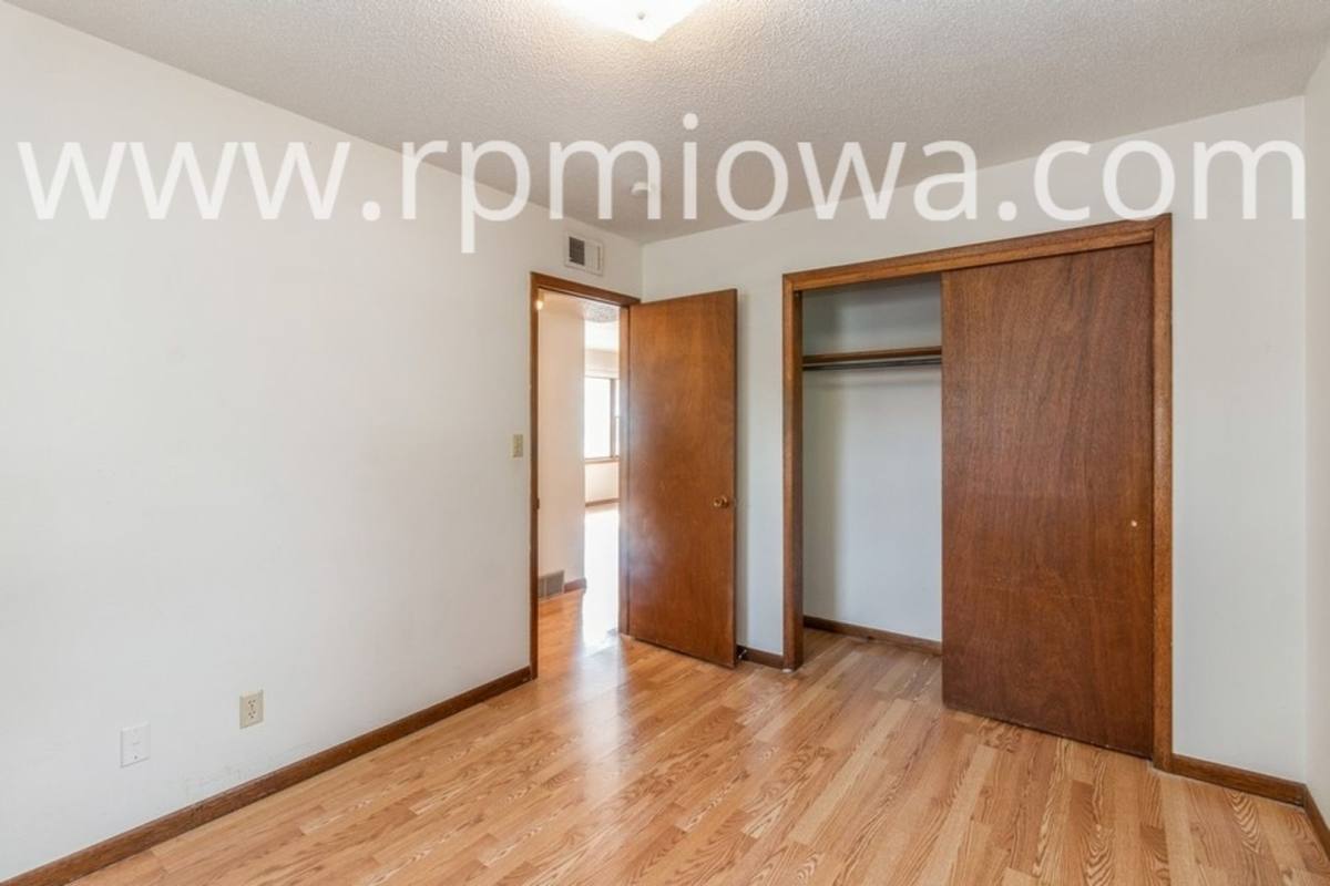 Apartment for rent at 209 Todd Circle, Ames, IA 50014