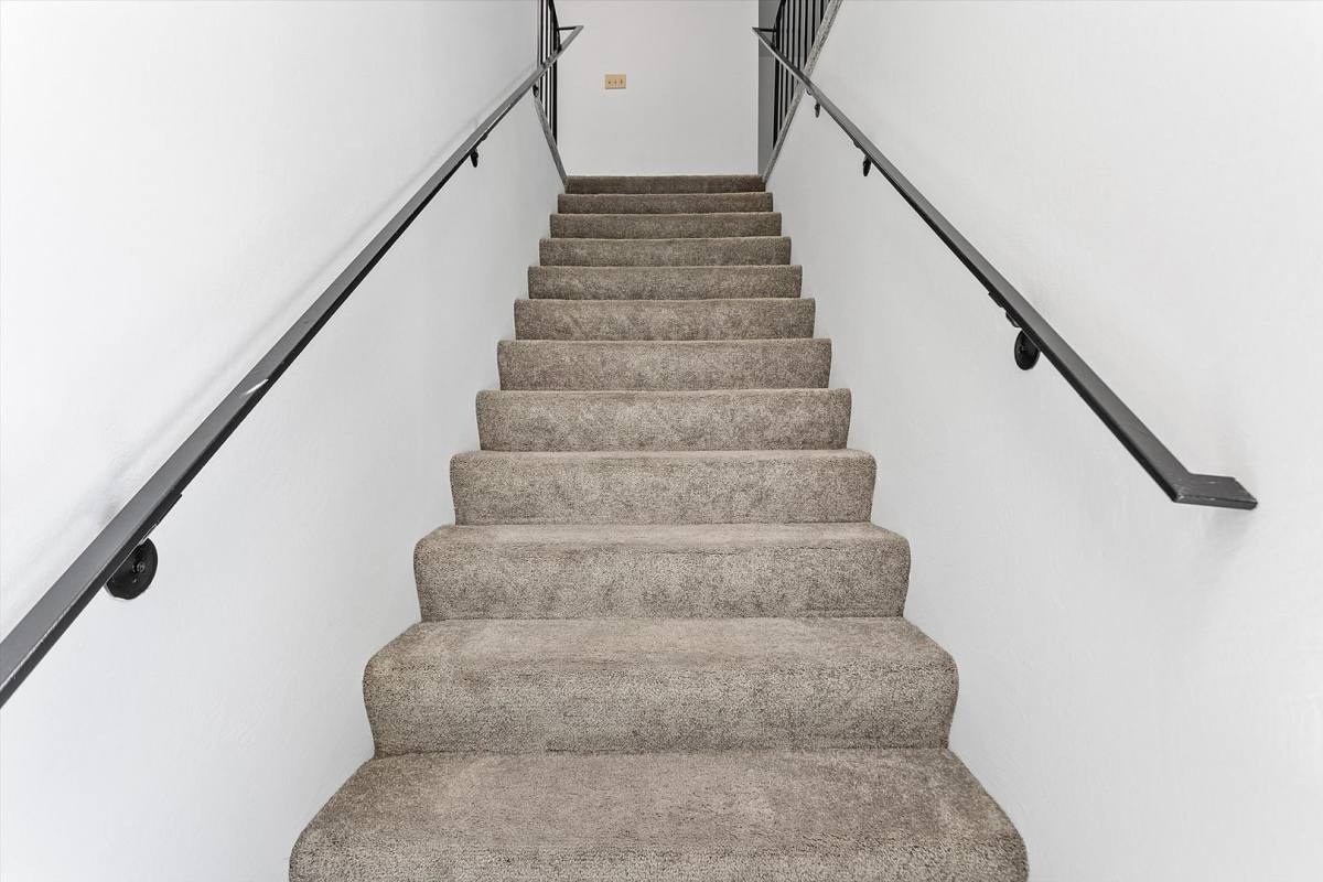 Apartment for rent at 1504 Alameda Ave, Alameda, CA 94501