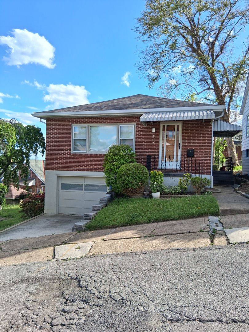 House for rent at 804 Elmwood Lane, Cumberland, MD 21502