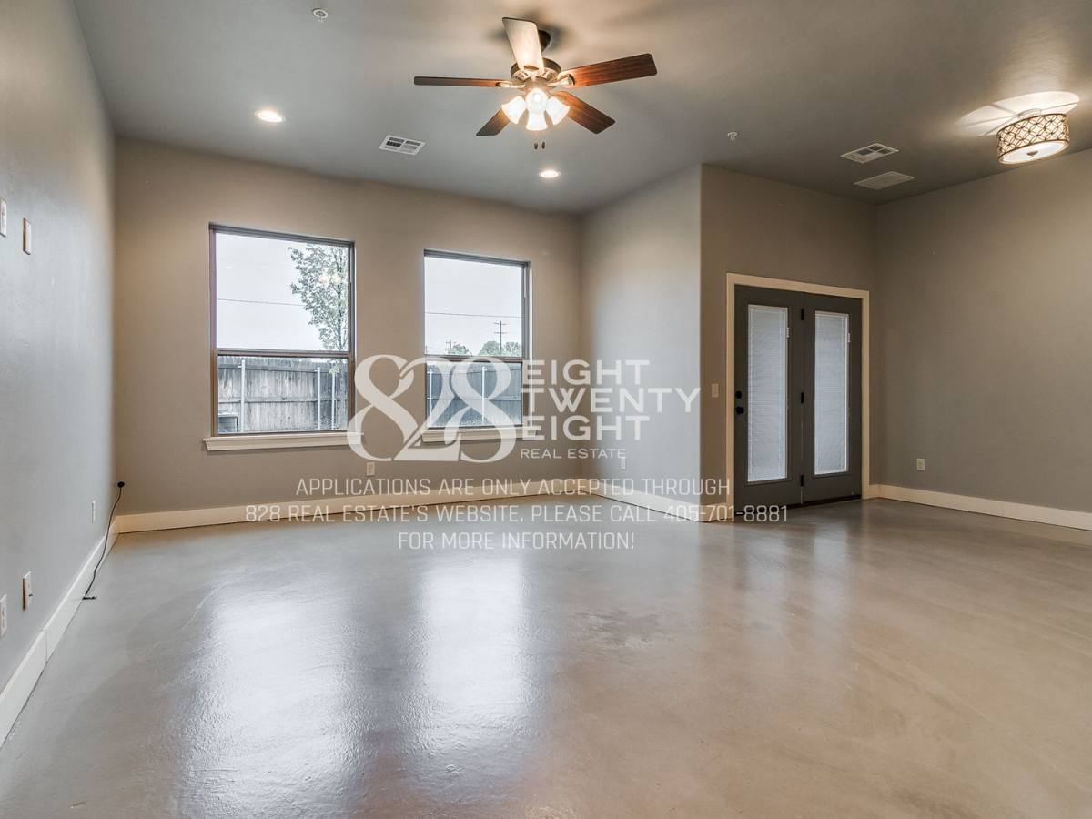 Townhouse for rent at 4732 W Main St, Norman, OK 73072