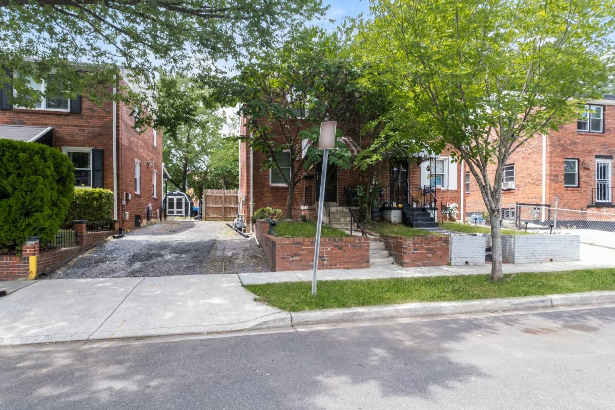 Townhouse for rent at 3459 23rd St SE, Washington, DC 20020
