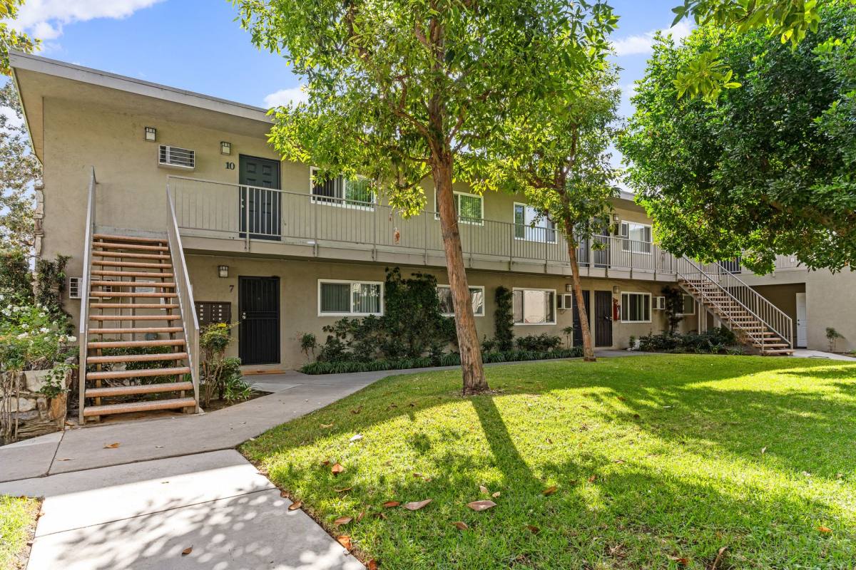 Apartment for rent at 113 S Lillie Ave, Fullerton, CA 92831