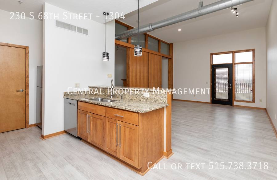 Condo for rent at 230 S 68th St #1304, West Des Moines, IA 50266