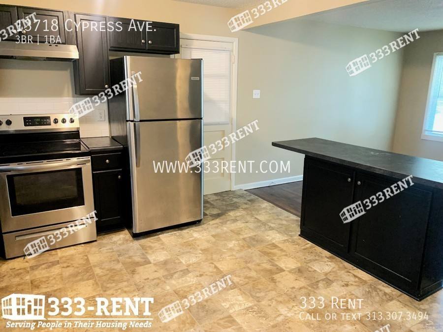 House for rent at 13718 Cypress Ave, Grandview, MO 64030